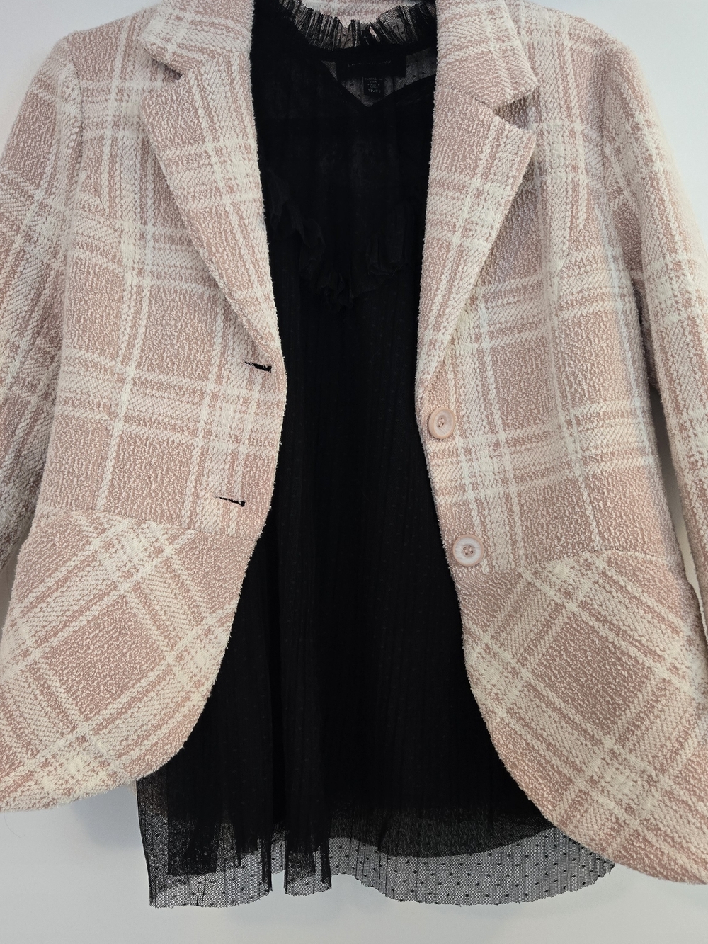 le chateau Pink Plaid Bouclé Blazer
